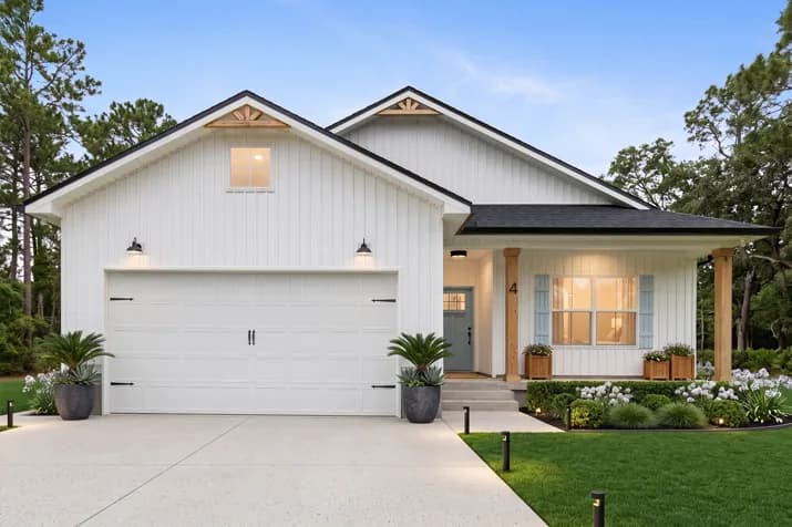 New construction home at 7650 Tippin Avenue - Lot 2, Pensacola, FL